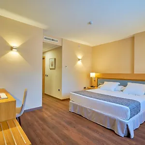 https://guadalmedina.hotelsinnerja.org